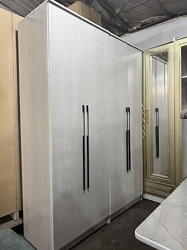 шкаф купе большой: Шифоньер, шкаф для одежды, Прямой — 9