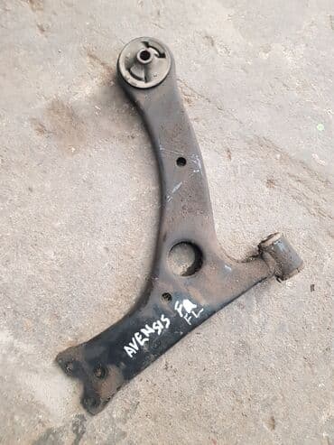 Передний правый рычаг Toyota 2004 г., Б/у, Оригинал, Япония at lalafo.kg Передний правый рычаг Toyota 2004 г., Б/у, Оригинал, Япония