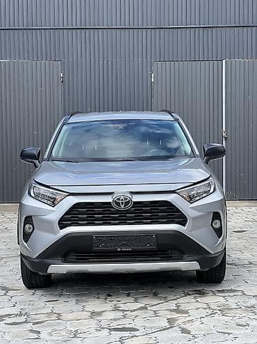 Toyota RAV4: 2019 г., 2.5 л, Автомат, Бензин, Кроссовер