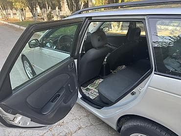 Toyota Avensis: 2002 г., 1.8 л, Механика, Бензин — 8