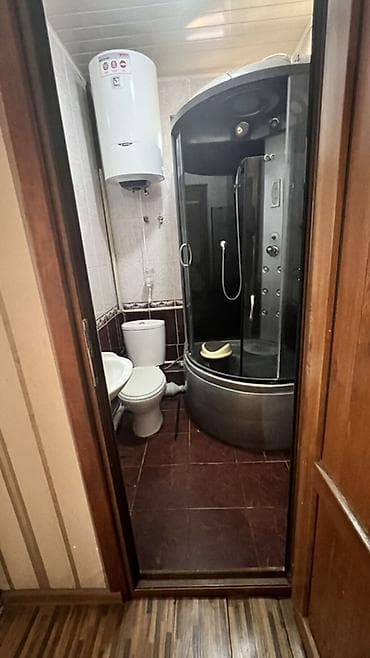 семетей жаны конушу: 300 м², 10 бөлмө, Жылытылган, Жылуу пол, Брондолгон эшиктер — 3