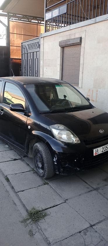с4 моно: Daihatsu Sirion: 2010 г., Автомат, Бензин, Хэтчбэк — 2