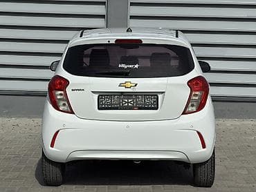 Chevrolet Spark: 2020 г., 1 л, Автомат, Бензин, Хэтчбэк — 4