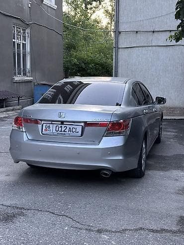 Продажа авто: Honda Accord: 2010 г., 2.4 л, Автомат, Бензин, Седан — 5