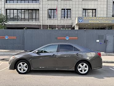 Продажа авто: Toyota Camry: 2012 г., 2.5 л, Автомат, Бензин, Седан — 3