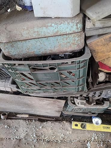 куда сдать старые вещи бишкек: Разные детали от машин запчасти из гаража приезжайте по цене — 5