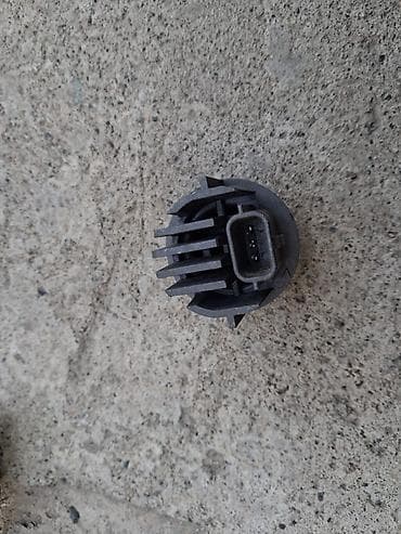 ничего: Задний левый стоп-сигнал Toyota Б/у, Оригинал — 6