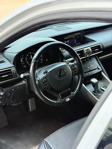 is lexus: Lexus IS: 2017 г., 2 л, Типтроник, Бензин, Седан — 6