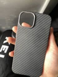 защитные пленки для планшетов 10.1: Тонкий защитный чехол для айфон 13 с карбоновым рисунком. - Материал — 6