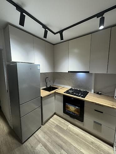 сдается кушетка ошский рынок: 2 комнаты, 49 м², 104 серия, 4 этаж, Евроремонт — 10