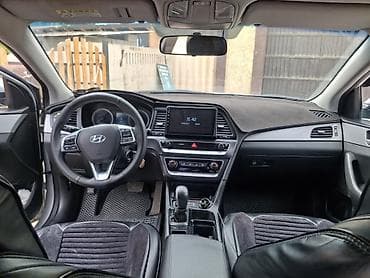 Транспорт: Hyundai Sonata: 2018 г., 2 л, Автомат, Газ, Седан — 7