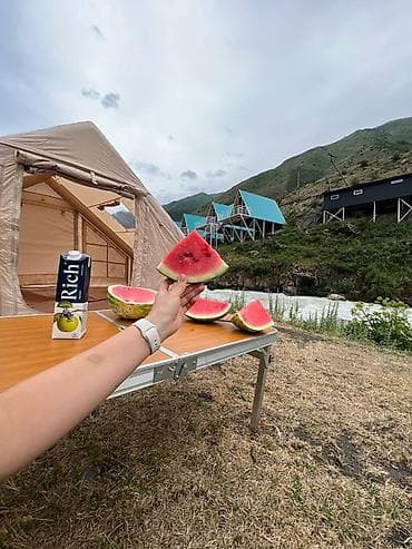 надувной жилет: 🏕️ Глэмпинг-палатка у горной реки — отдых, который запомнится — 2