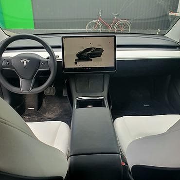 Tesla: Tesla Model 3: 2023 г., Автомат, Электромобиль, Седан — 4