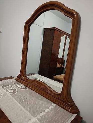 кованая мебель: Спальный гарнитур в классическом стиле, оттенок тёплого ореха с — 2