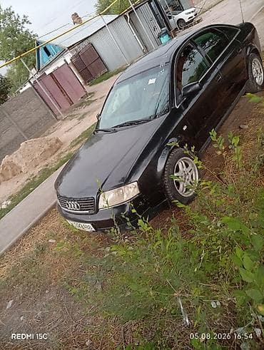 Audi A6: 1998 г., 2.4 л, Механика, Газ, Седан