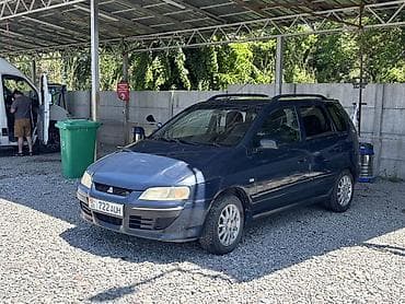 Mitsubishi Space Star: 2000 г., 1.3 л, Механика, Бензин, Универсал