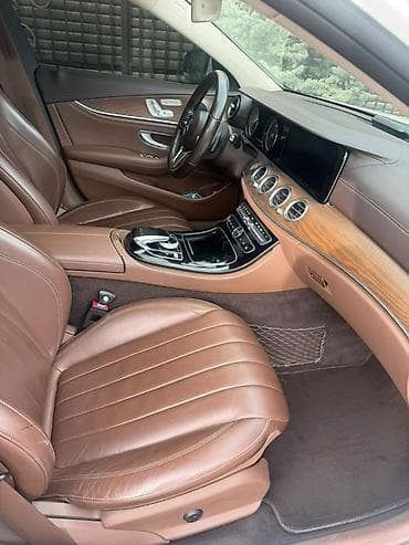 Унаа: Mercedes-Benz : 2020 г., 2 л, Автомат, Дизель — 6