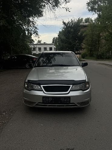кузов на пассат: Daewoo Nexia: 2009 г., 1.6 л, Кол менен иштөөчү, Бензин, Седан — 2