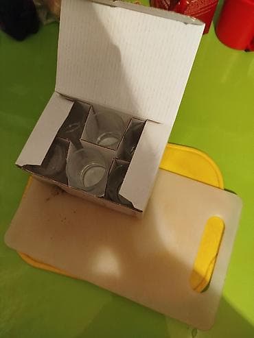 бекер эле: Отдам даром б/у вещи 46-48 — 1