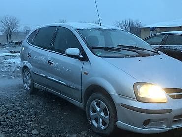 jac t9: Nissan Almera Tino: 2003 г., 1.8 л, Механика, Бензин, Хэтчбэк — 6