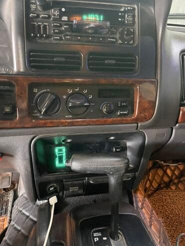 скупка домкрат: МОТОР в не рабочем состоянии капиталить нужно Внедорожник 4x4 — 7