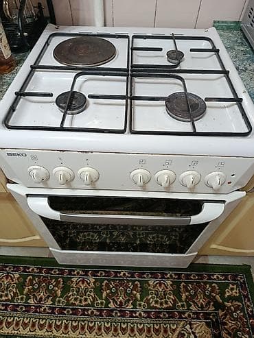 столик для торта: Плита Beko комбинированная, стандартная кухонная ширина 50 см — 1