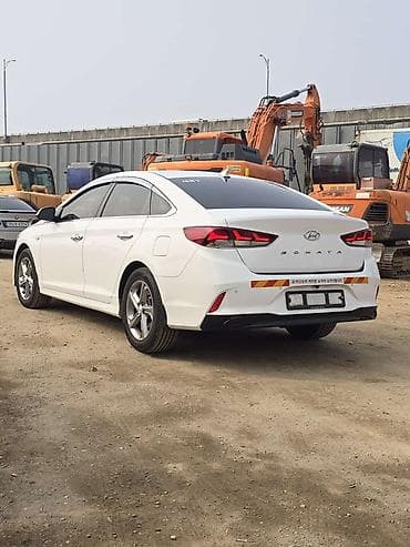 lada largus: Hyundai Sonata: 2021 г., Бензин, Седан — 8