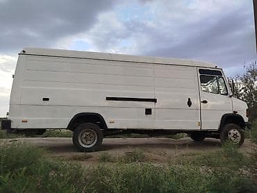 Легкий грузовик, Mercedes-Benz, Стандарт, 3 т, Б/у at lalafo.kg Легкий грузовик, Mercedes-Benz, Стандарт, 3 т, Б/у