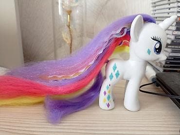 My Little Pony. Большая пони модница по имени Рарити из линейки