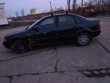 Ламинат: Audi A4: 1995 г., 1.6 л, Бензин — 5