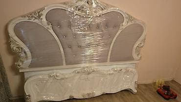 кровать двуспальняя: Кровать 1,80 ширина длина 2метра, материал полувариотан,железные — 3