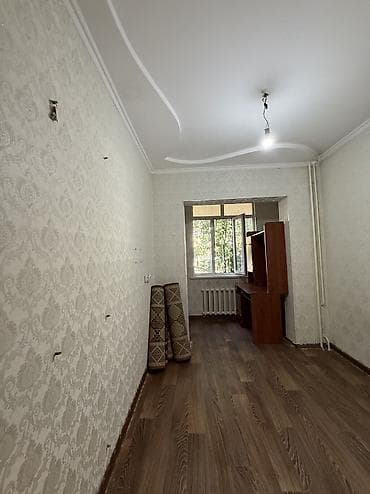 osh flat: 3 комнаты, 95 м², 8 мкр 105 серия, 1 этаж, Косметический ремонт — 10