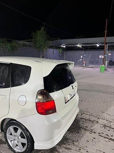 beta ff: Honda Fit: 2001 г., 1.3 л, Автомат, Бензин, Хэтчбэк — 7