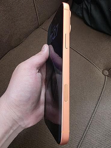 nokia e6: IPhone 17 Pro Max, Б/у, 256 ГБ, Оранжевый, 100 % — 10