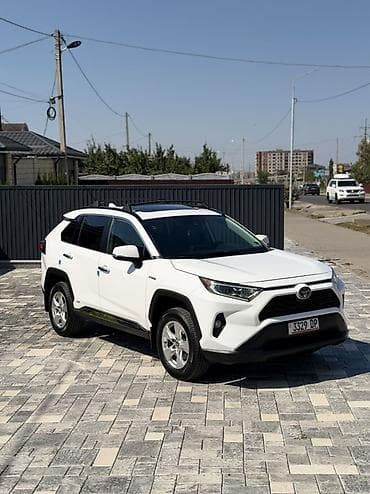 4runner 2017: Toyota RAV4: 2021 г., 2.5 л, Вариатор, Гибрид, Кроссовер — 2