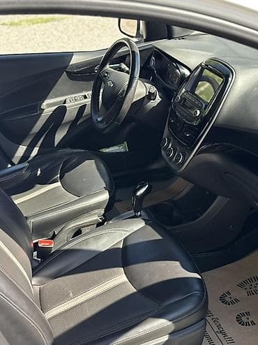 аварийный знак: Chevrolet Spark: 2021 г., 1 л, Автомат, Бензин, Хэтчбэк — 5
