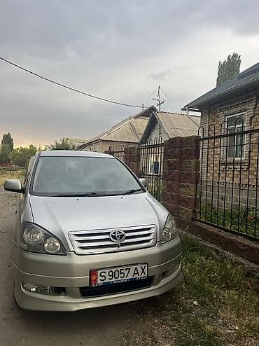 aion y plus: Toyota Ipsum: 2003 г., 2.4 л, Автомат, Бензин, Минивэн — 1