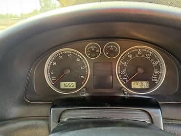 volk: Volkswagen Passat: 2002 г., Автомат, Бензин, Седан — 8