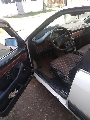 a class: Audi 100: 1986 г., Ручные, Седан — 2