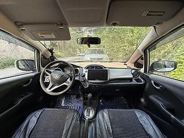 Продажа авто: Honda Fit: 2012 г., 1.5 л, Автомат, Бензин, Хэтчбэк — 7