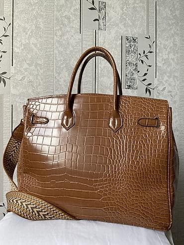 винтажное: Женская сумка-тоут в стиле классической Birkin, крупного формата. - — 7