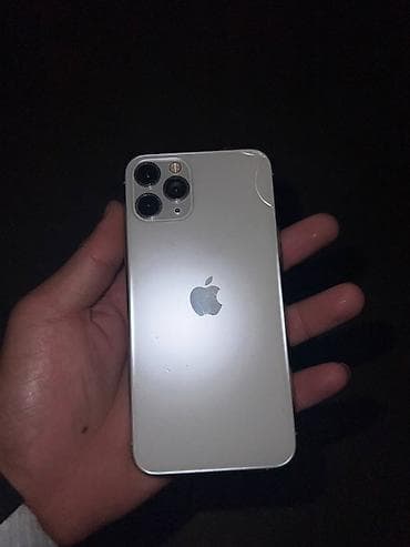 android мониторы: IPhone 11 Pro, Б/у, 64 ГБ, Белый, Чехол, 70 % — 6