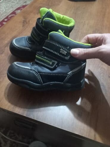 обувь для волейбола: Сапожки 26 размер, 600 сом — 2