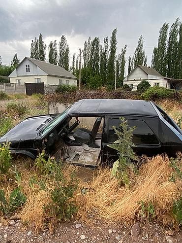 Унаа тетиктери: На запчасть!!!!! Кузов хэтчбека (3 двери), ориентировочно класс — 3