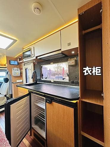 китайский кемпер: Iveco Daily: 2022 г., Фургон — 9