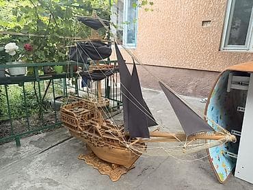 Декоративная модель парусного корабля большого размера - Материал