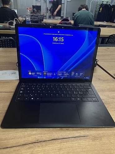 Microsoft Surface Laptop 4 Процессор: AMD Ryzen 7 4980U (Surface