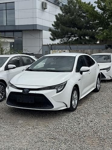 Унаа: Toyota Levin: 2021 г., 1.8 л, Вариатор, Гибрид, Седан — 2