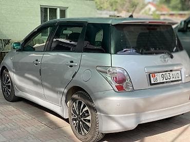 5: Toyota Ist: 2003 г., 1.5 л, Автомат, Бензин — 4