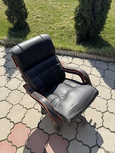 Офис шкафтары: Офис креслолор, Колдонулган, Дөңгөлөктүү, түсү - Кара, Булгаары, Өзү алып кетүү — 2